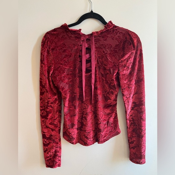 By Anthropologie Sheer Velvet Burnout Top size small - Picture 9 of 14